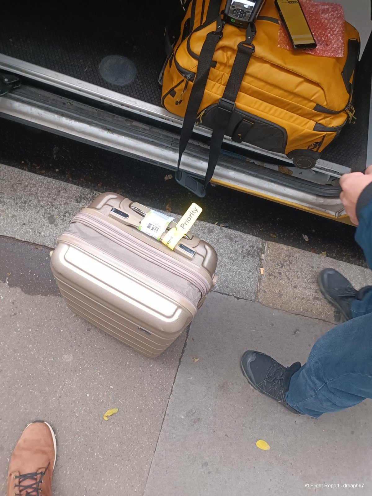 photo 72a55a9b-21b7-4283-a0e5-7a89637f12a7-1_all_511