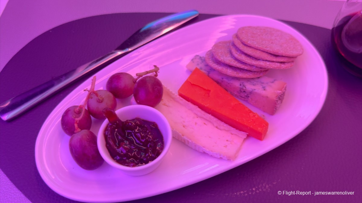 photo screenshot-2025-11-30-at-203240