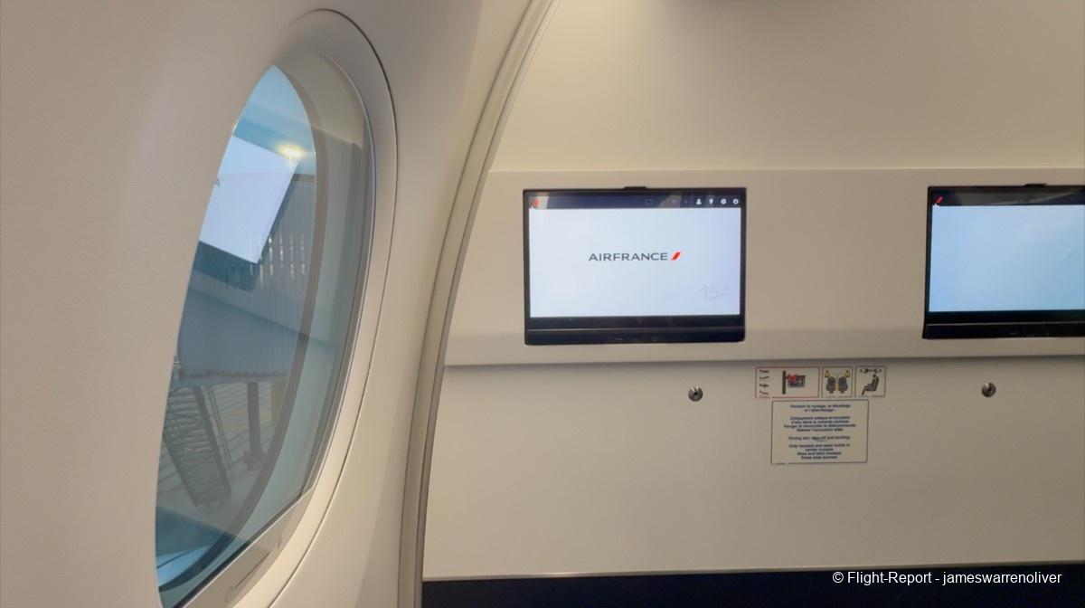 photo screenshot-2025-12-14-at-135707