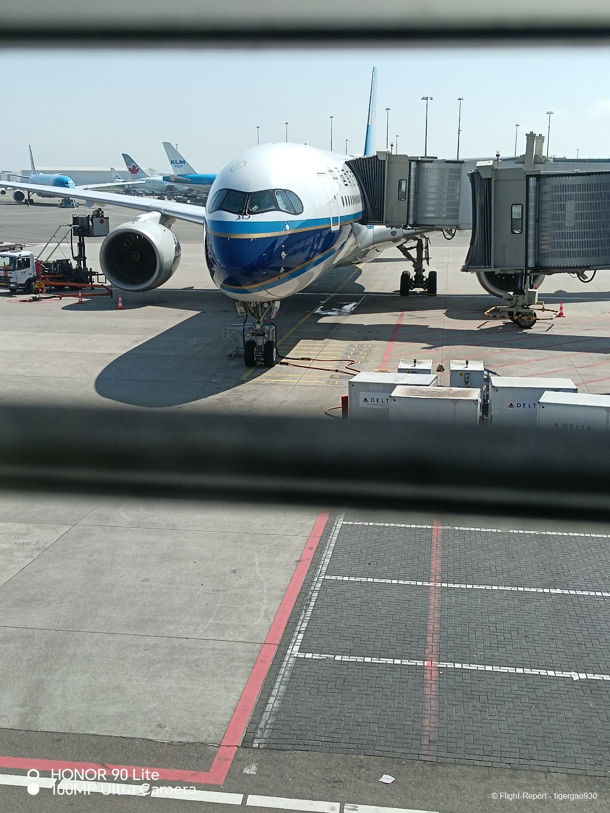 photo 1000033008