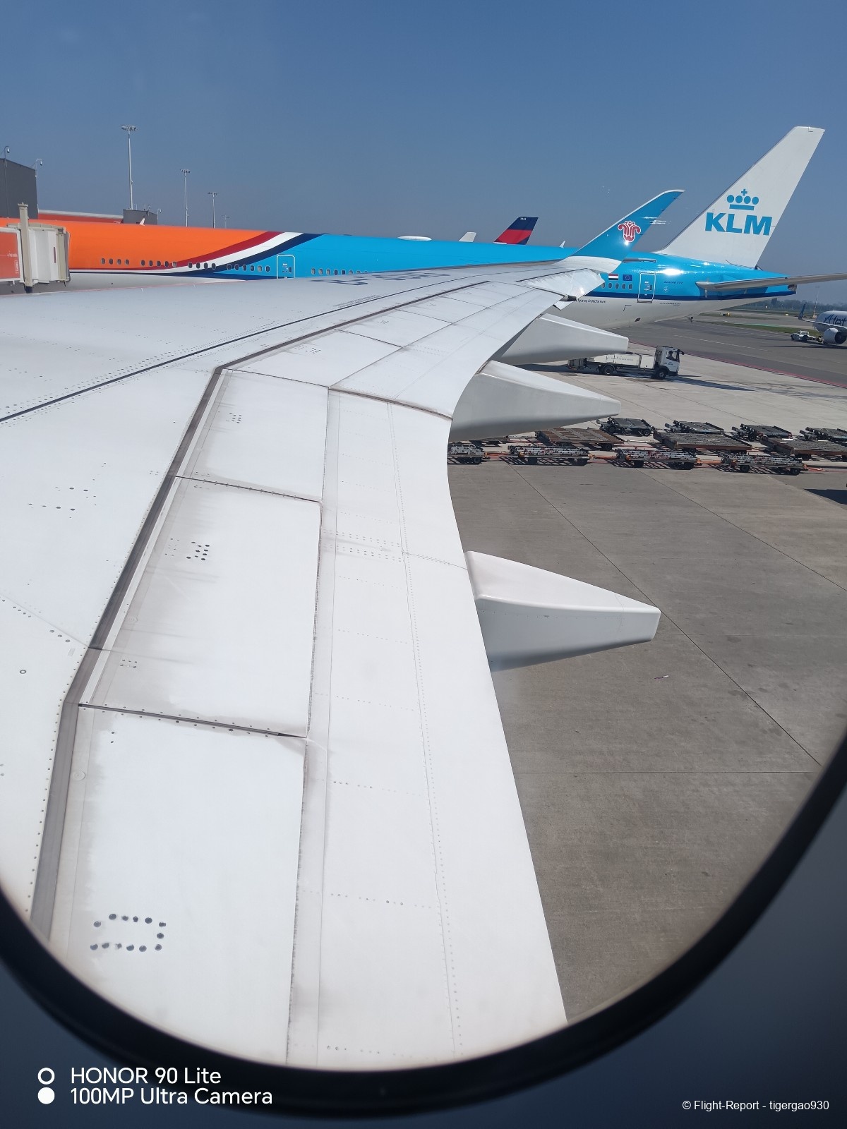 photo 1000033017