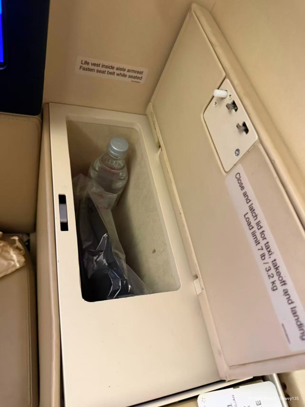 photo 25561770165063_pic