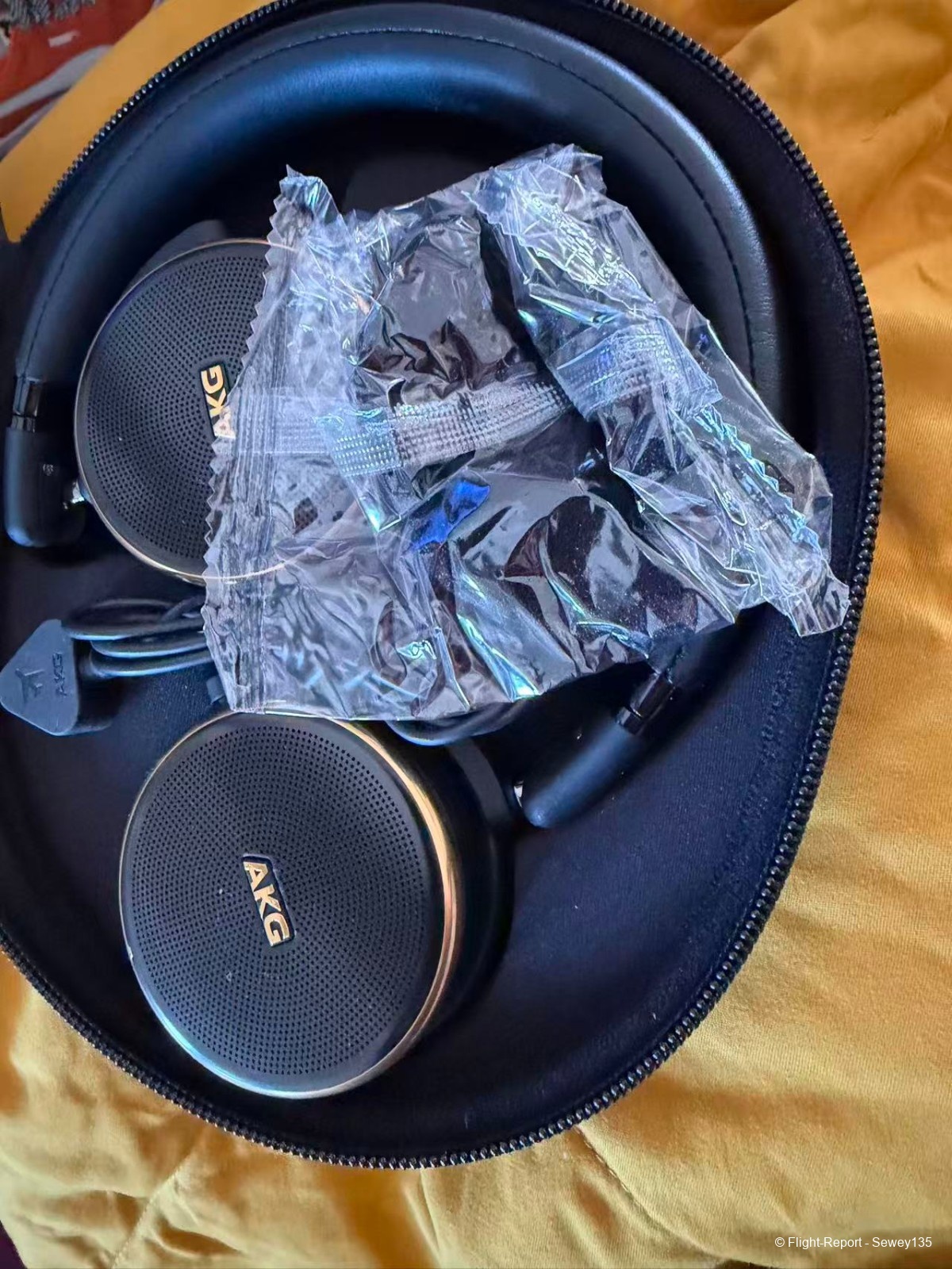 photo 25651770165076_pic