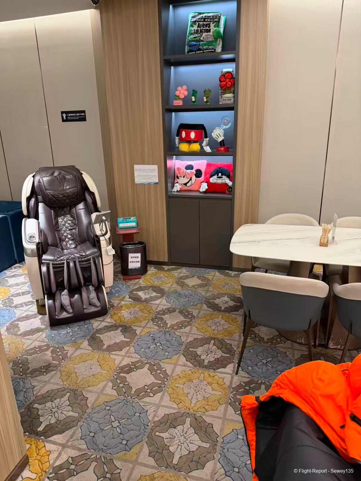 photo 26281770663821_pic