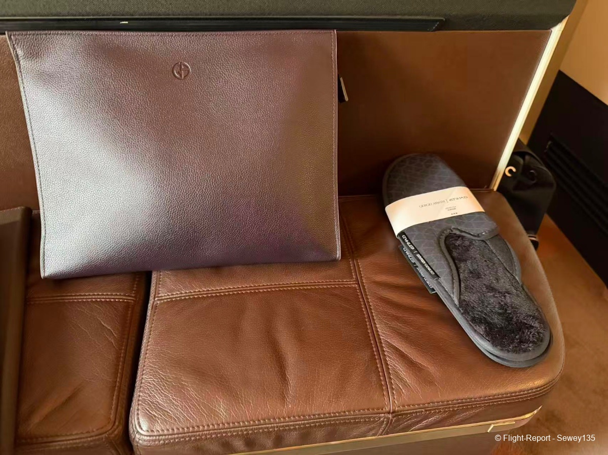 photo 27081770972821_pic