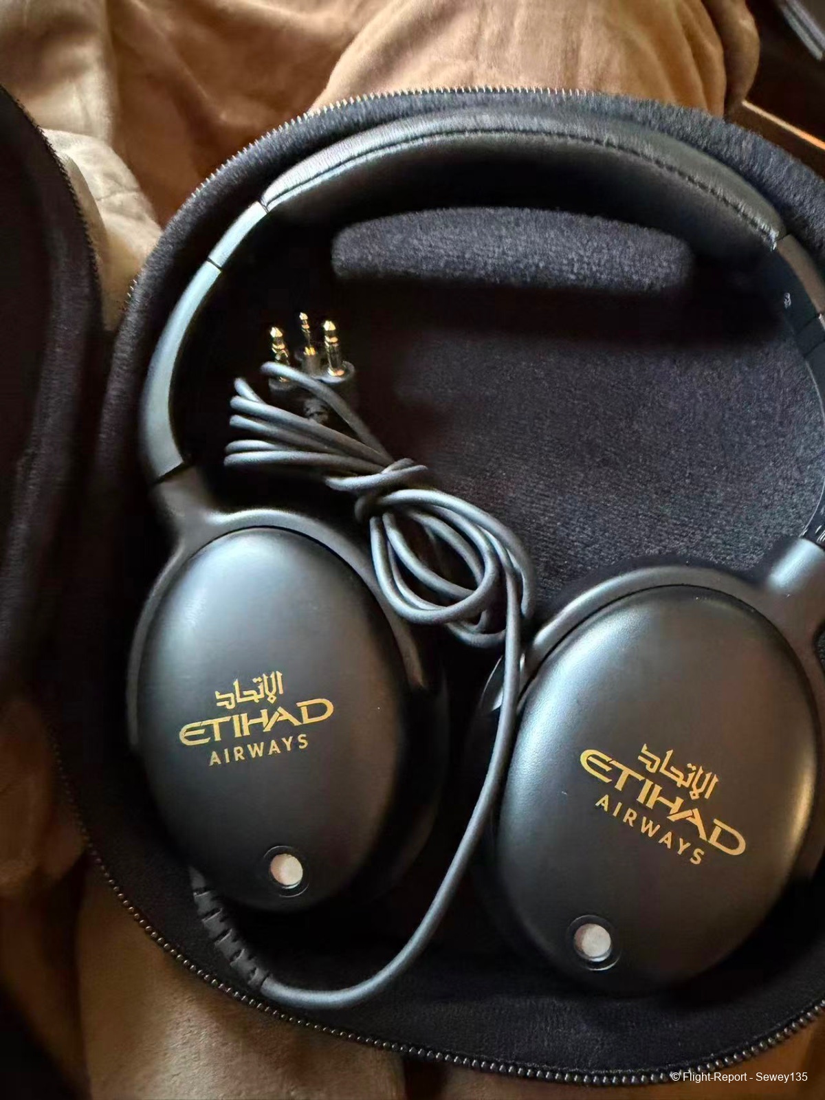 photo 27271770972844_pic