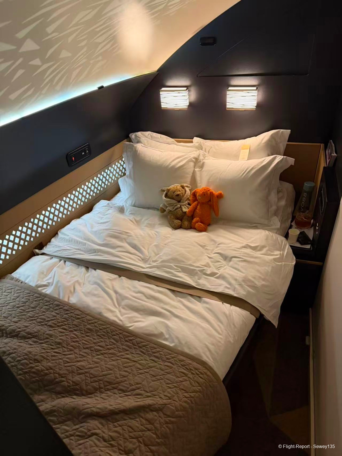 photo 27591770972875_pic