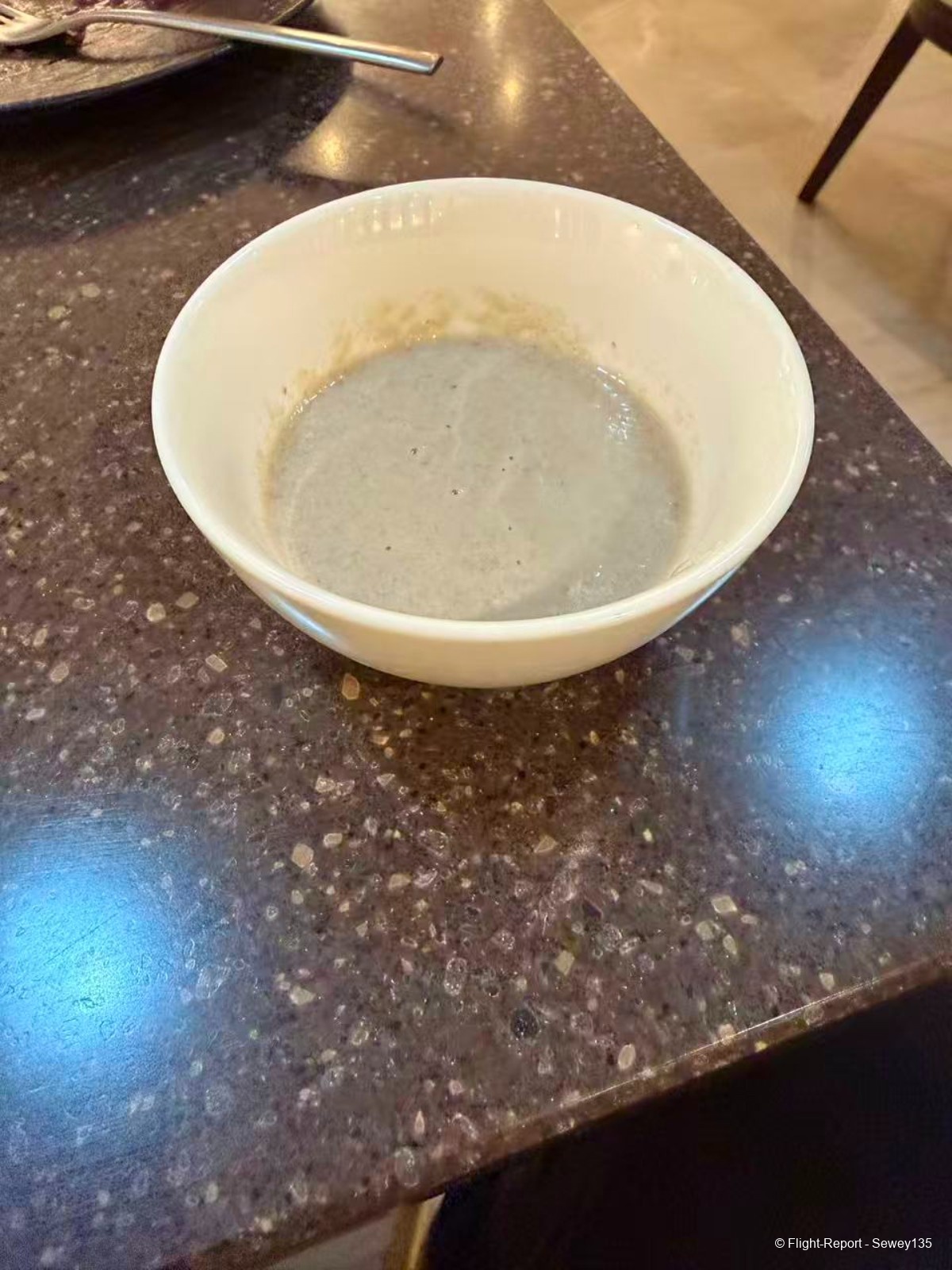 photo 29061772285793_pic