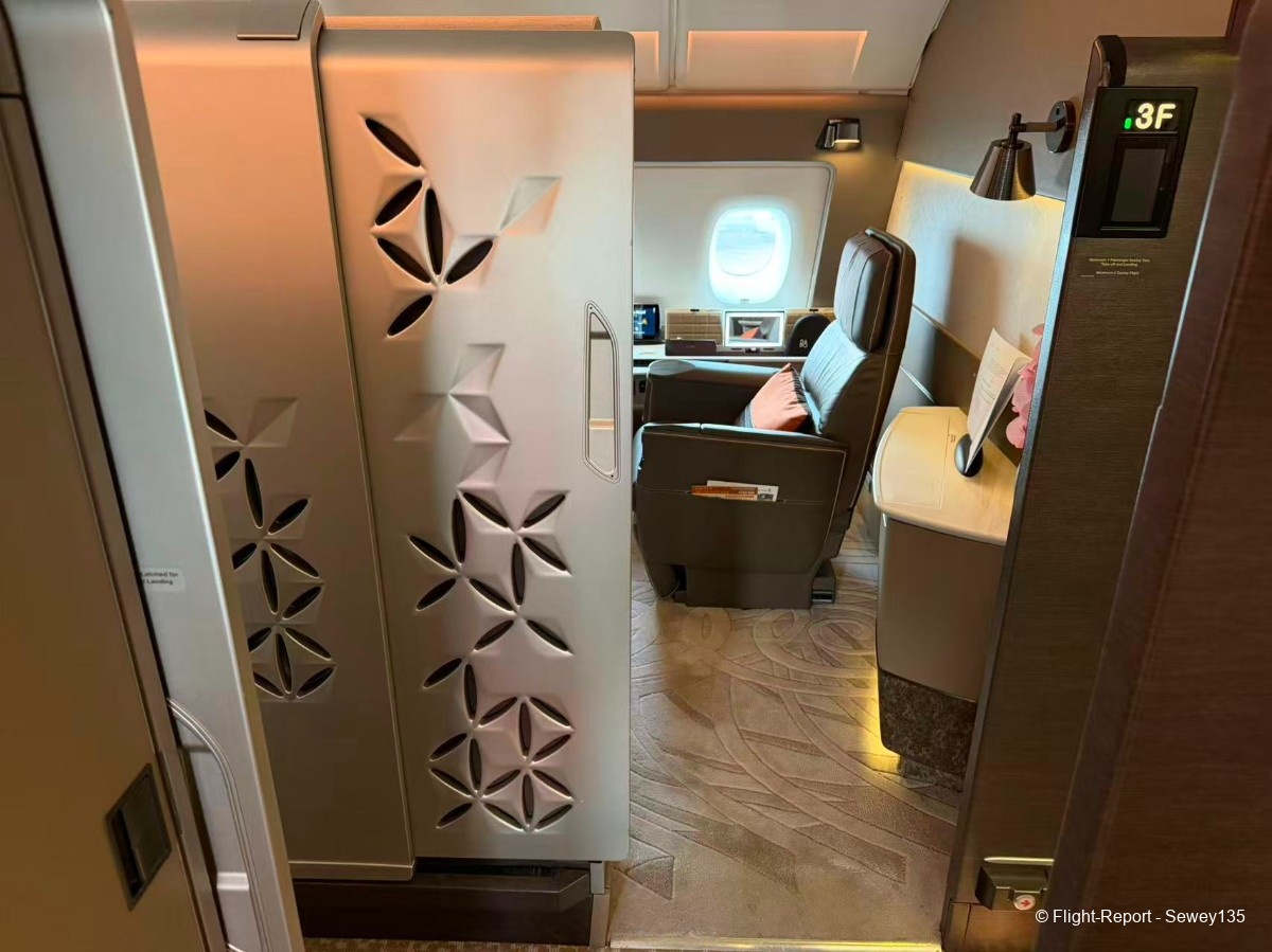 photo 29411772285903_pic