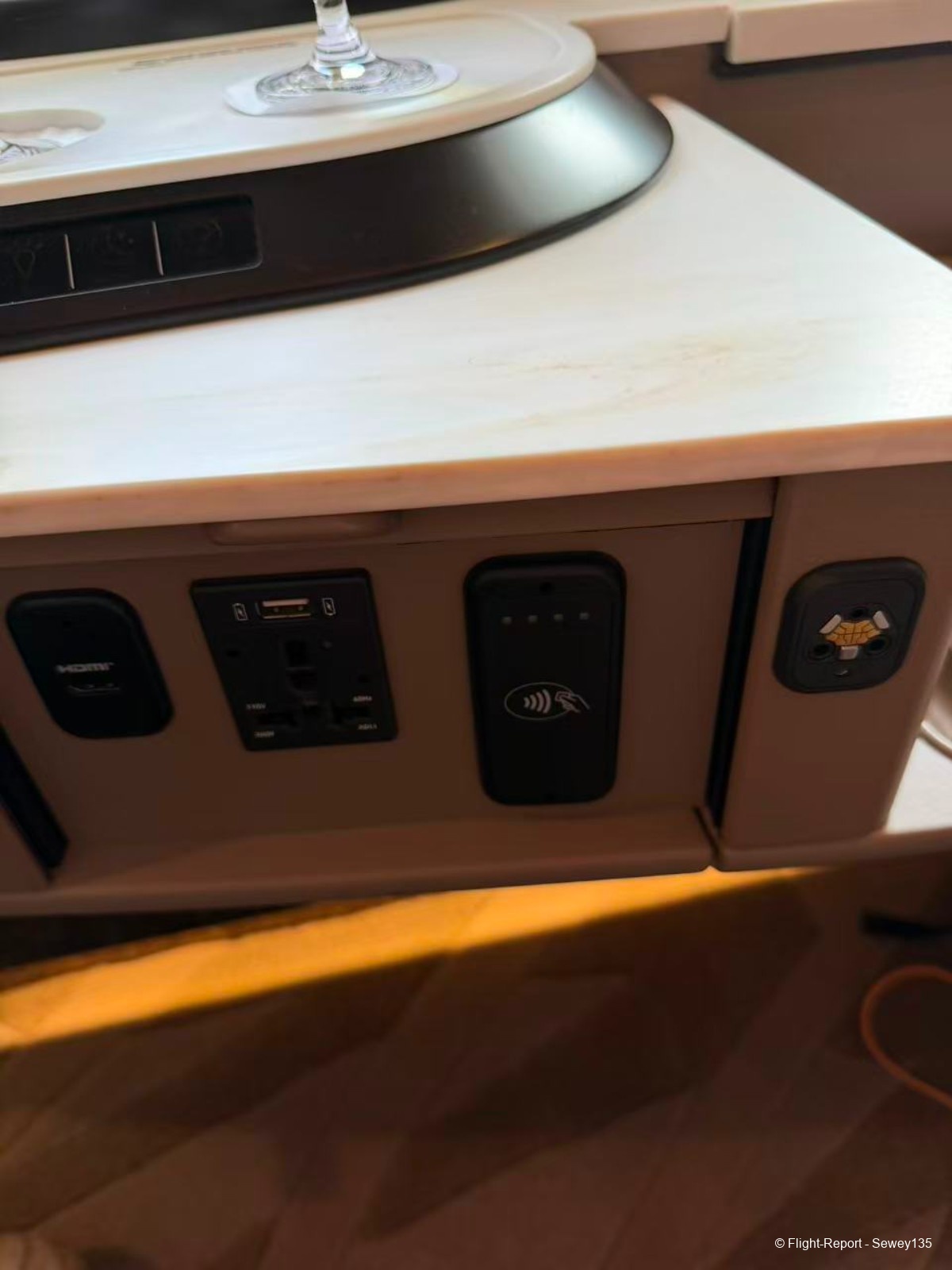 photo 29591772286007_pic