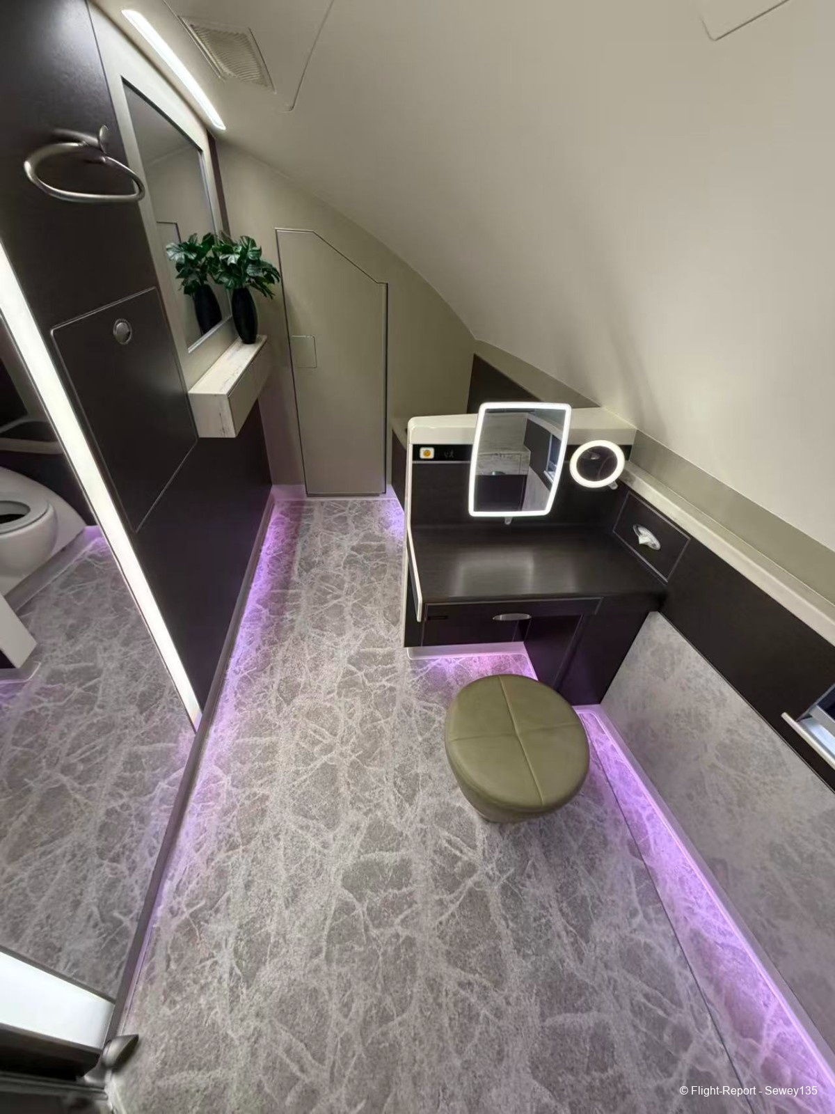 photo 29661772286032_pic