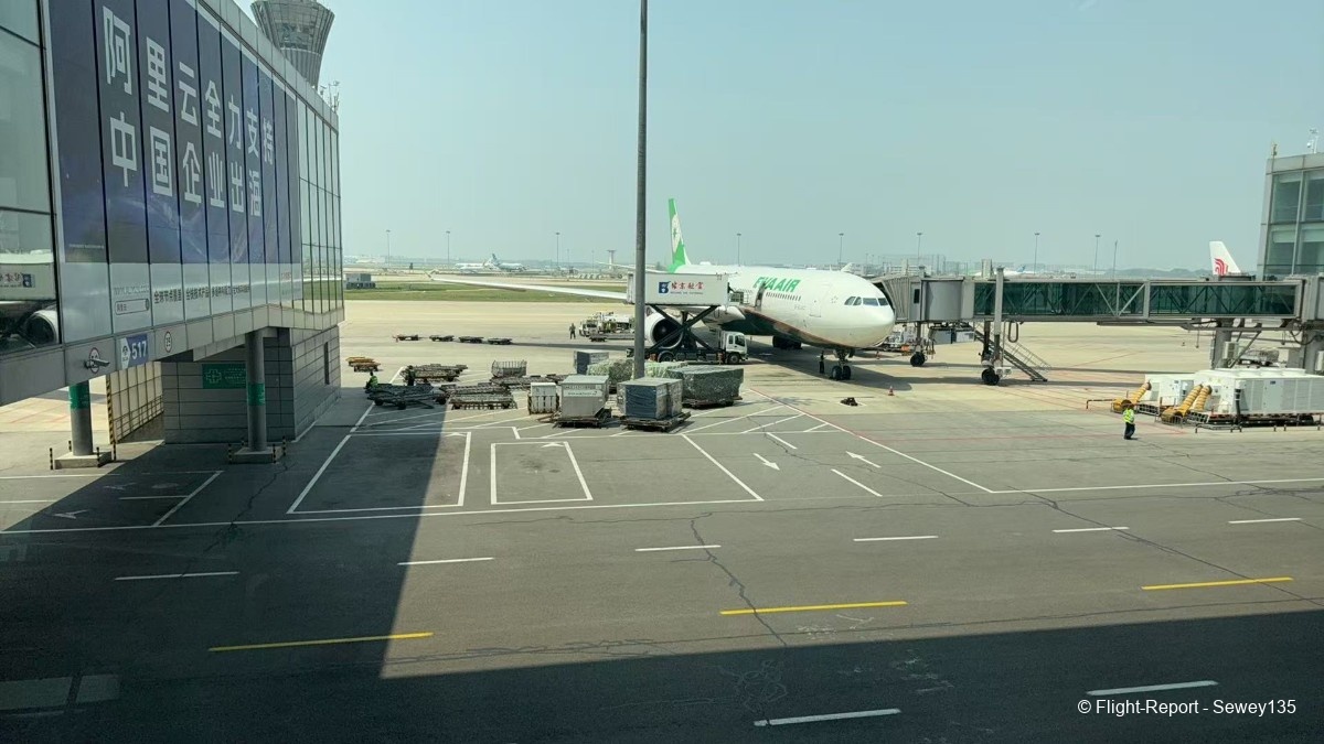 photo 30361772653518_pic