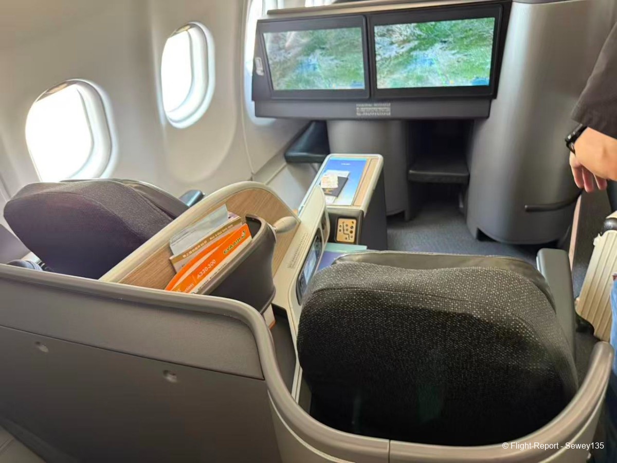 photo 30381772653521_pic