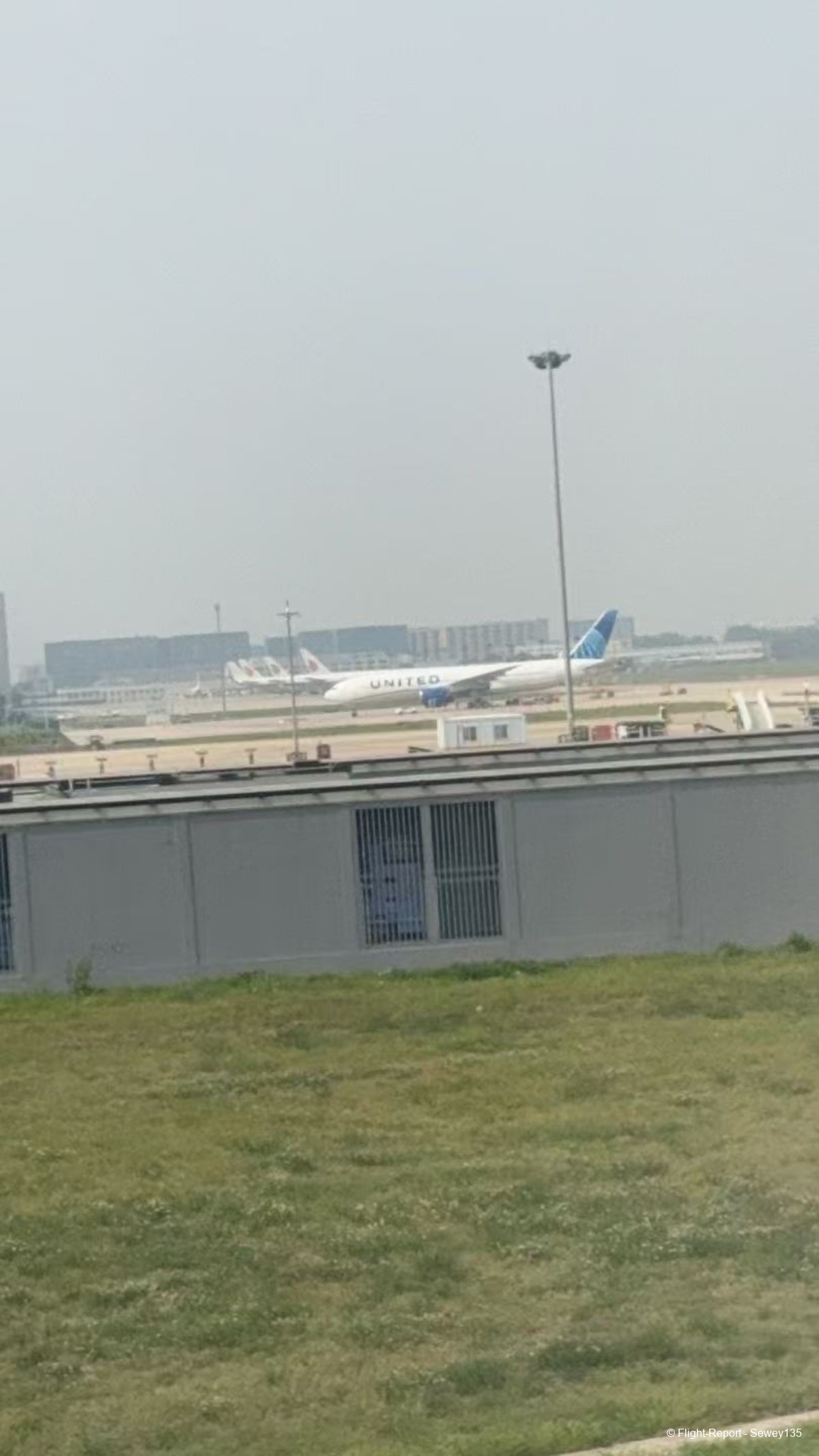 photo 30421772653527_pic