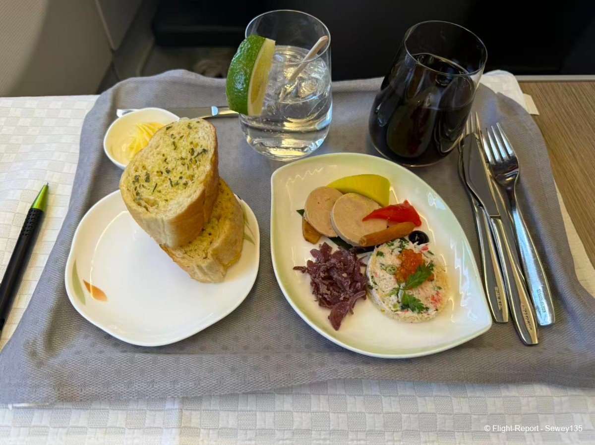 photo 30441772653530_pic