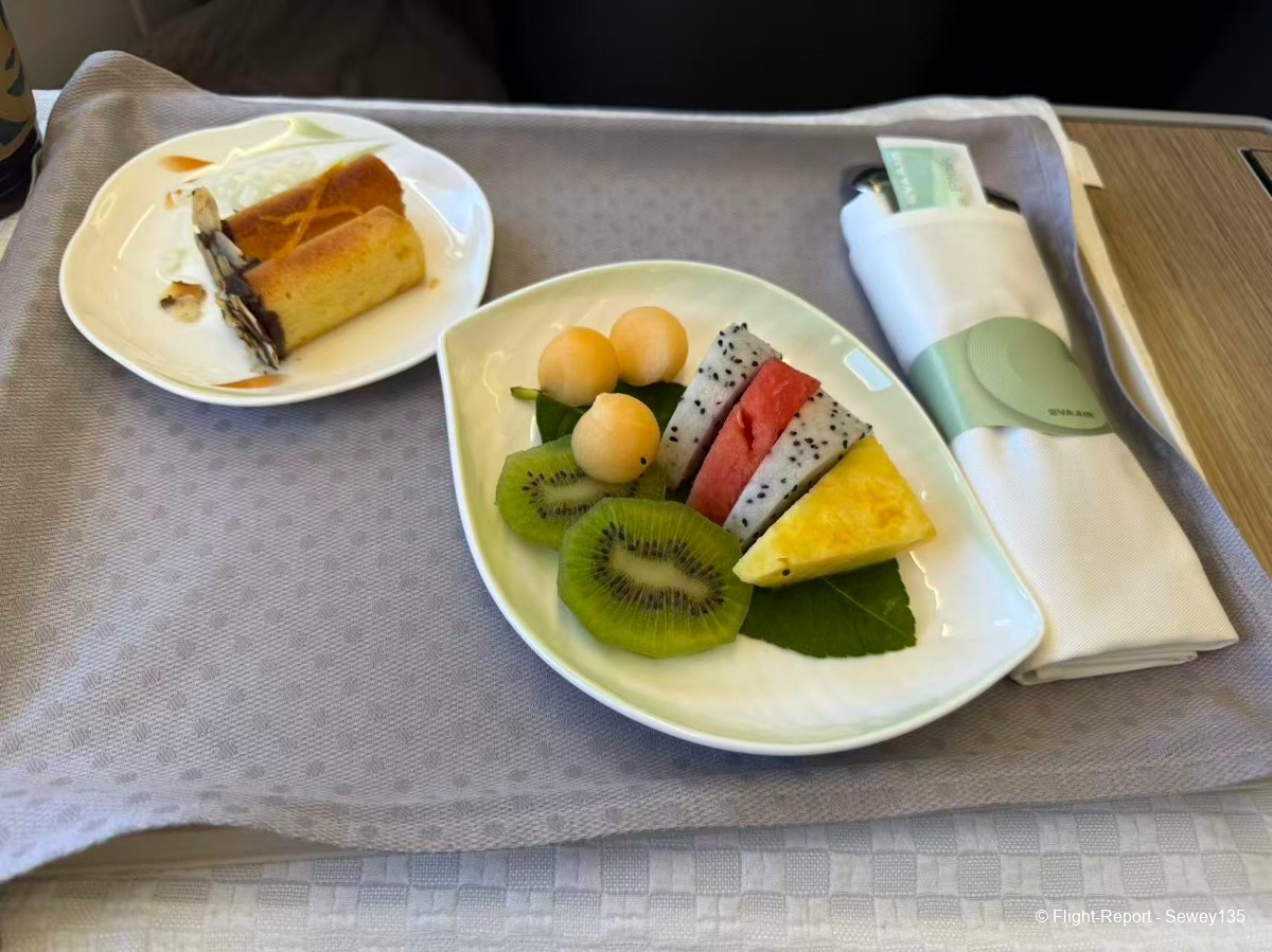 photo 30461772653533_pic