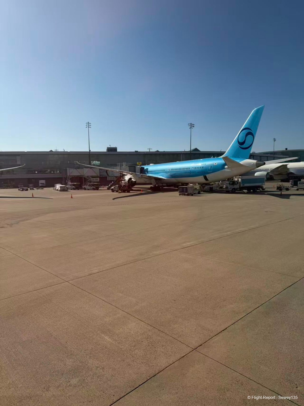 photo 31121773859190_pic