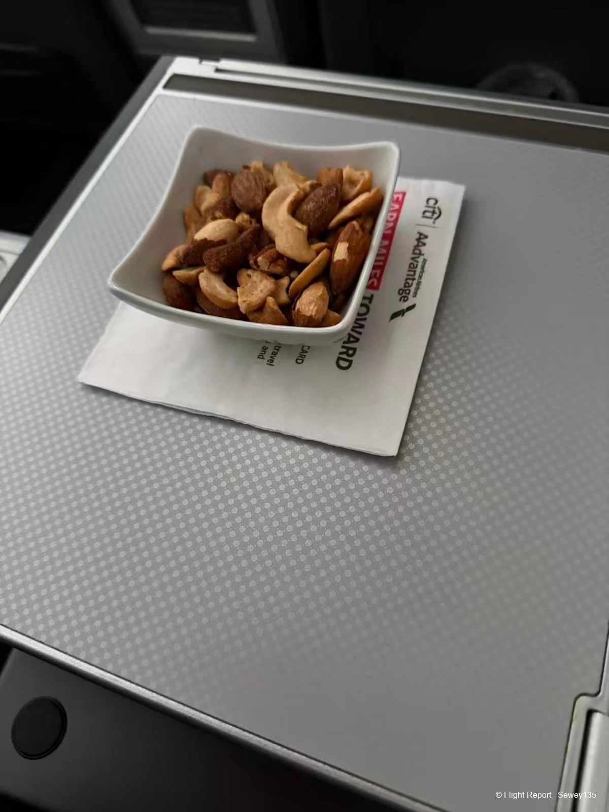 photo 31191773859203_pic