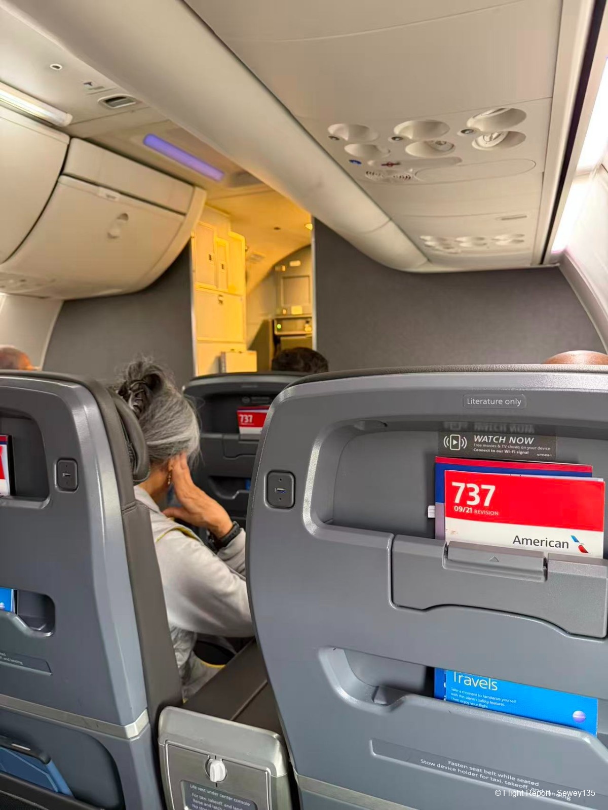 photo 31271773859221_pic