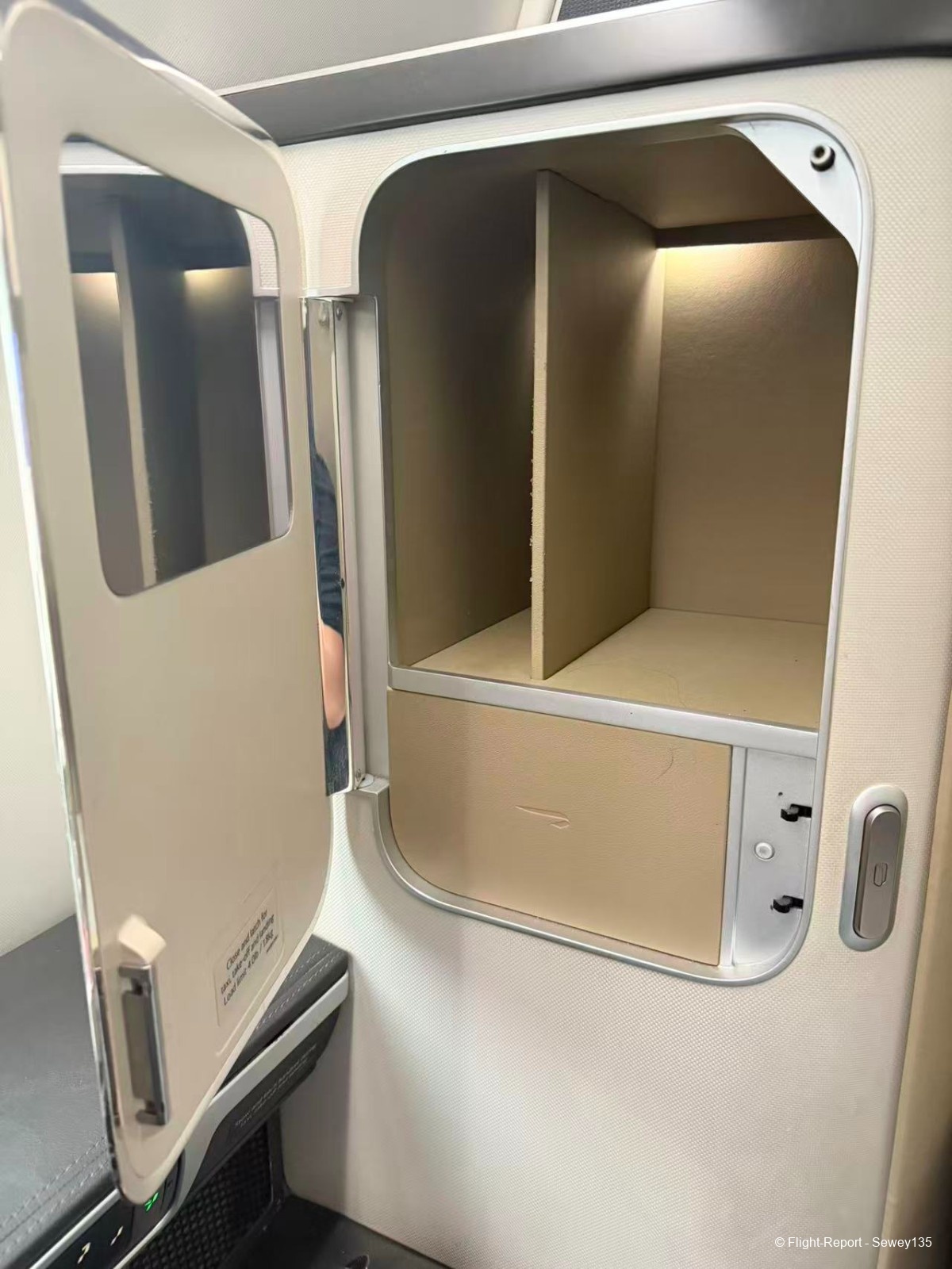 photo 32001774288920_pic