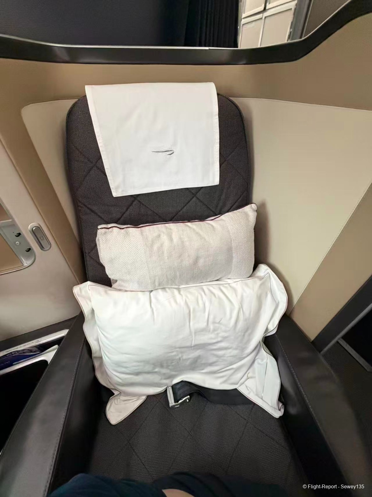 photo 32051774288928_pic