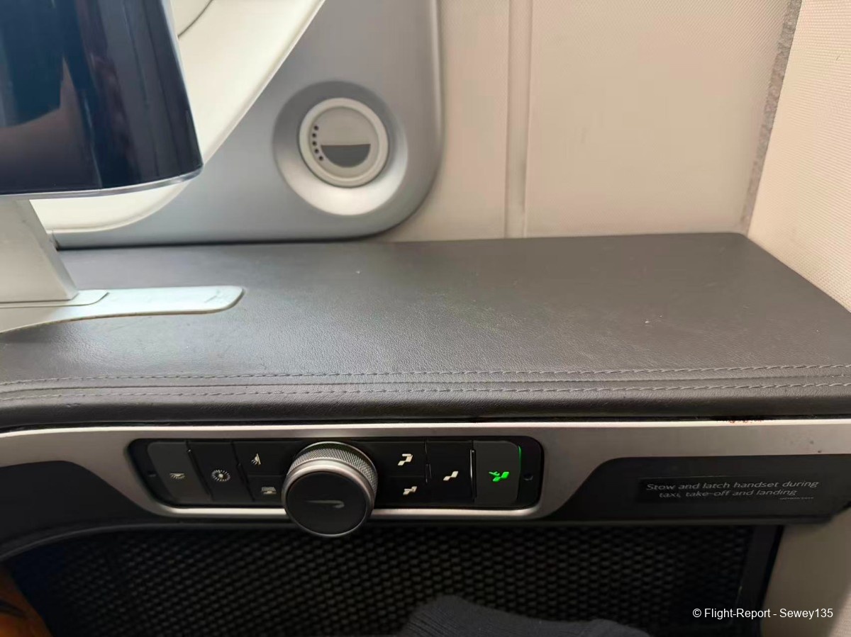 photo 32181774288949_pic