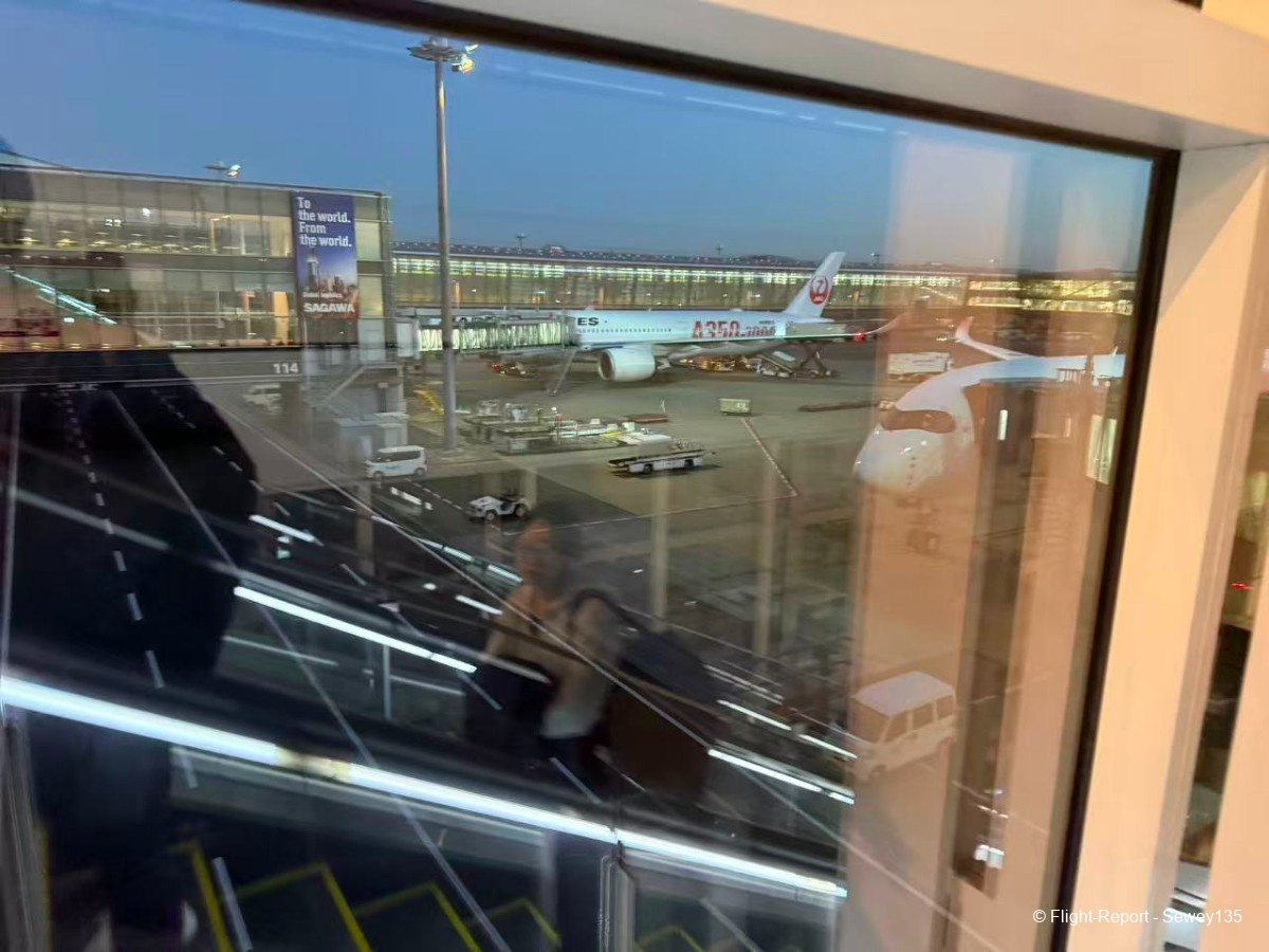 photo 30991772656317_pic