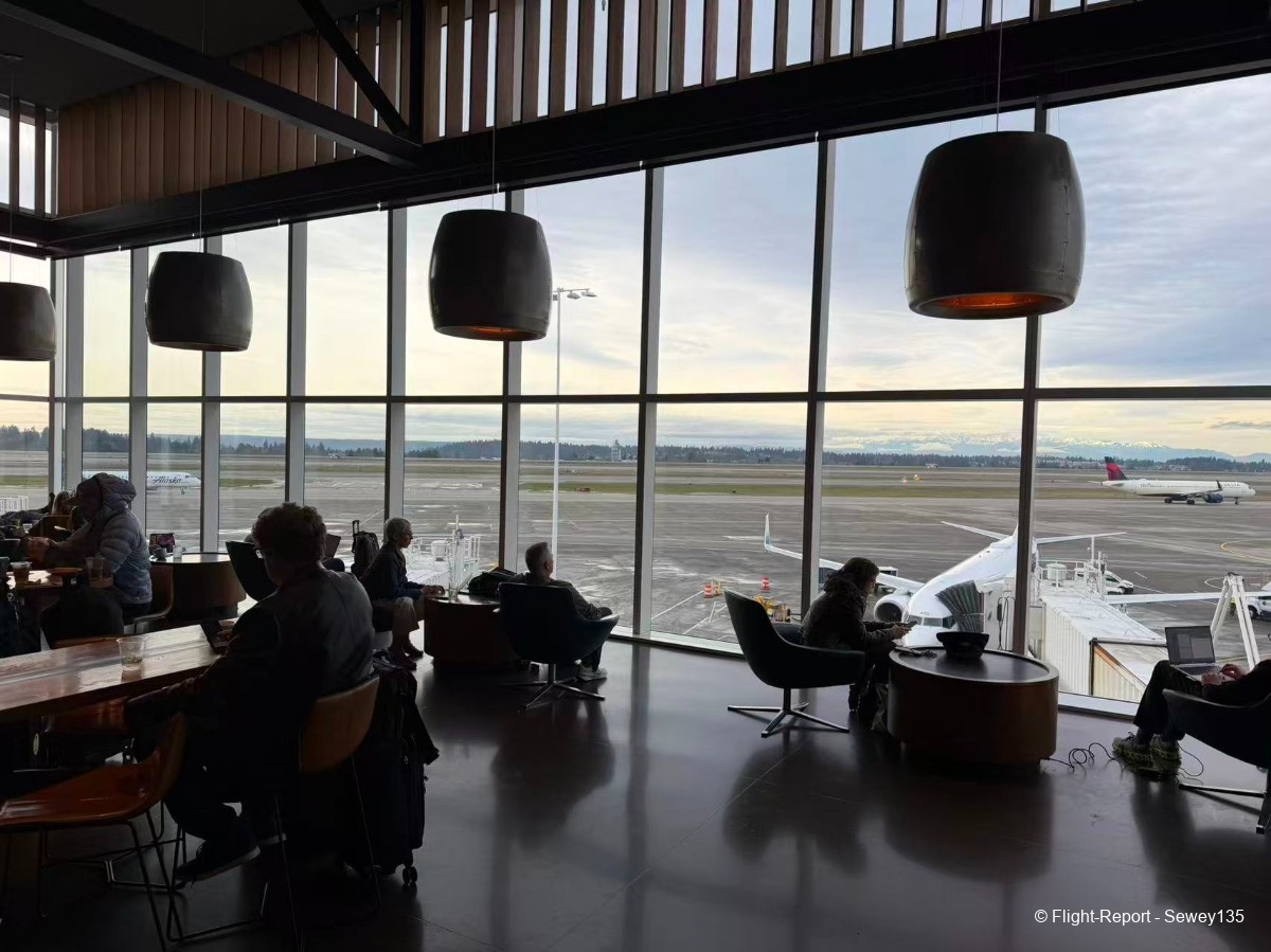 photo 32541774302985_pic