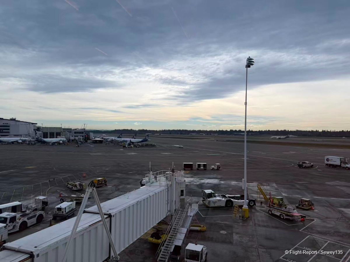 photo 32611774302994_pic