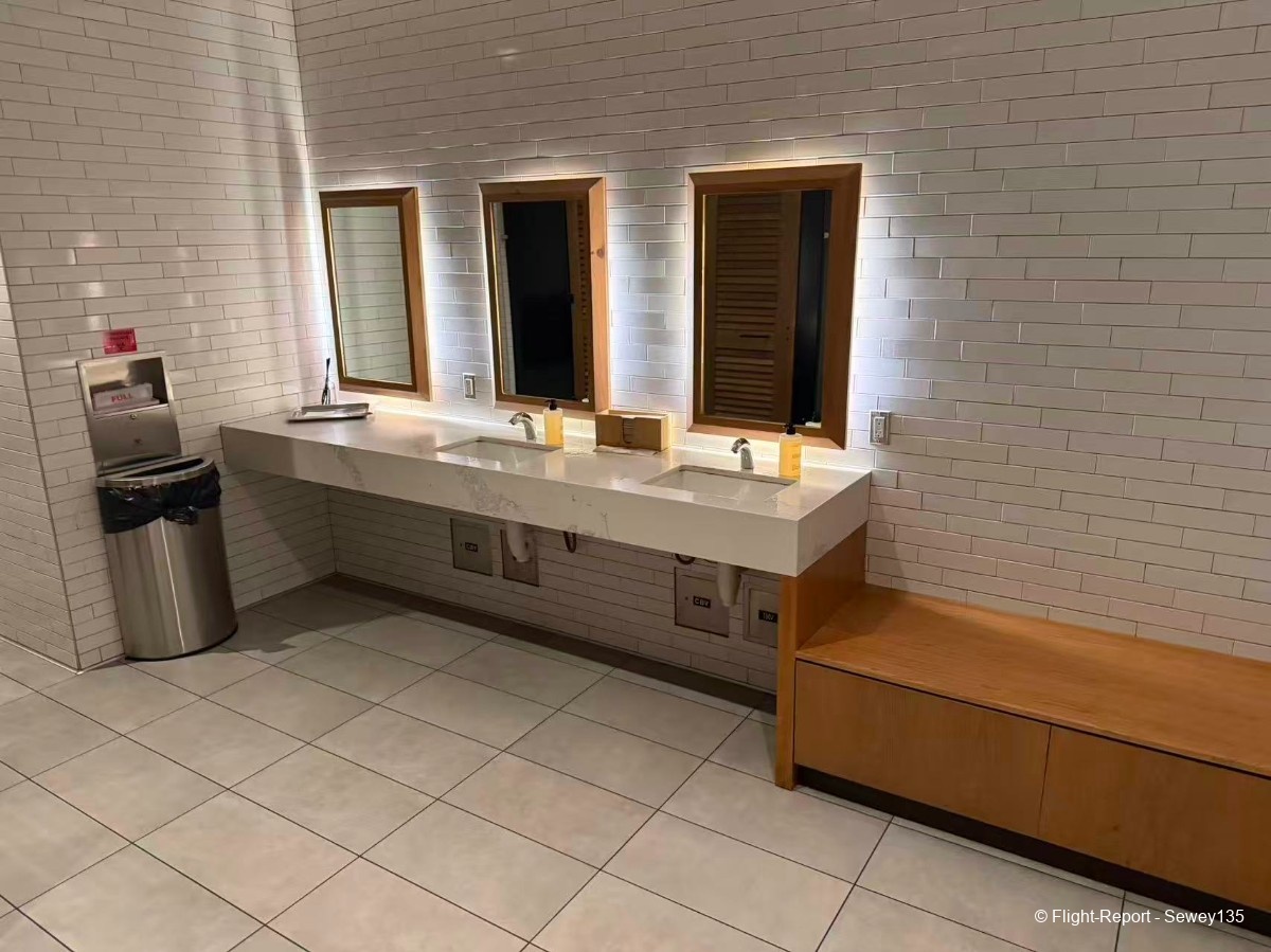 photo 32771774303017_pic