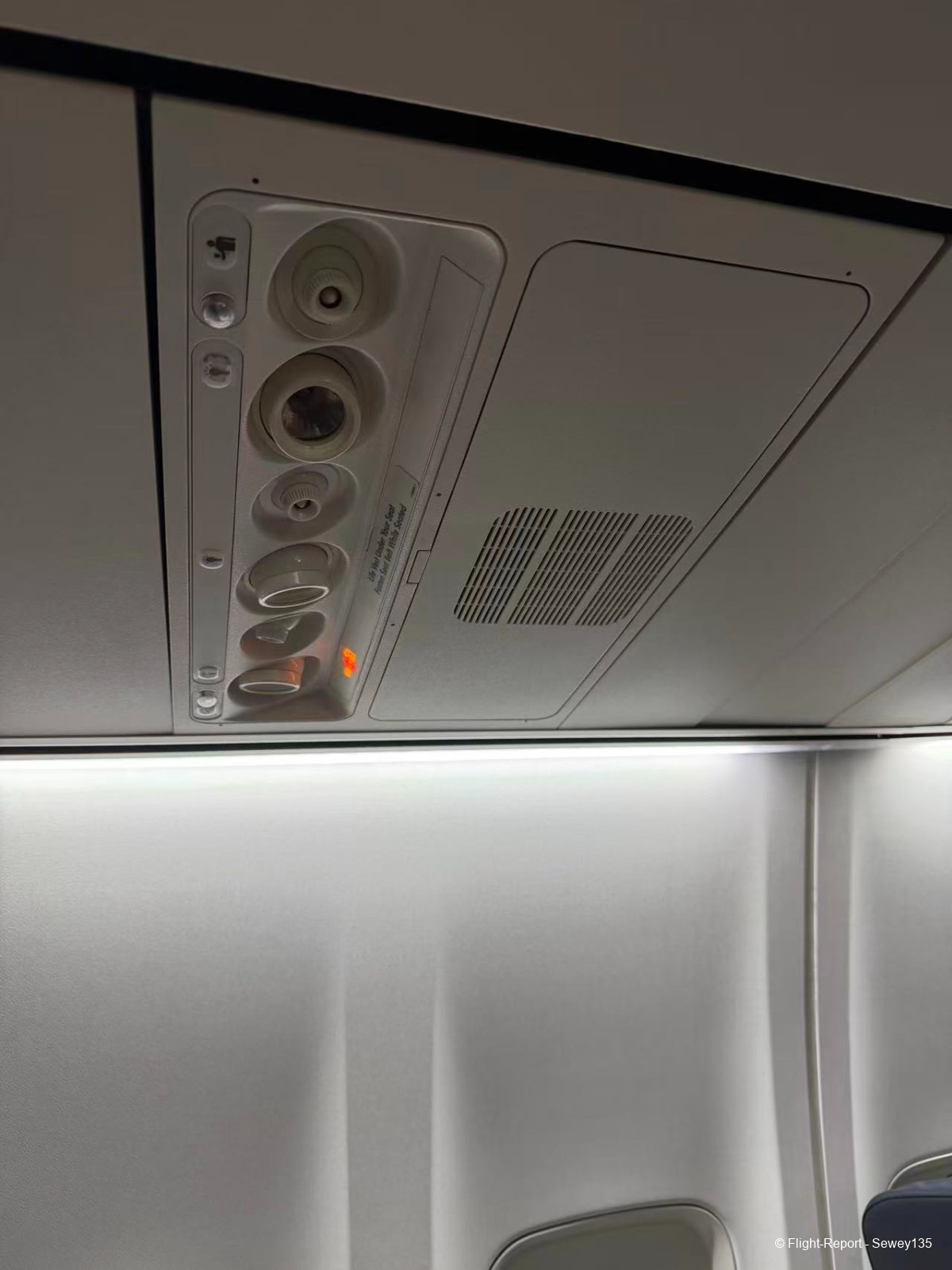 photo 32891774303034_pic