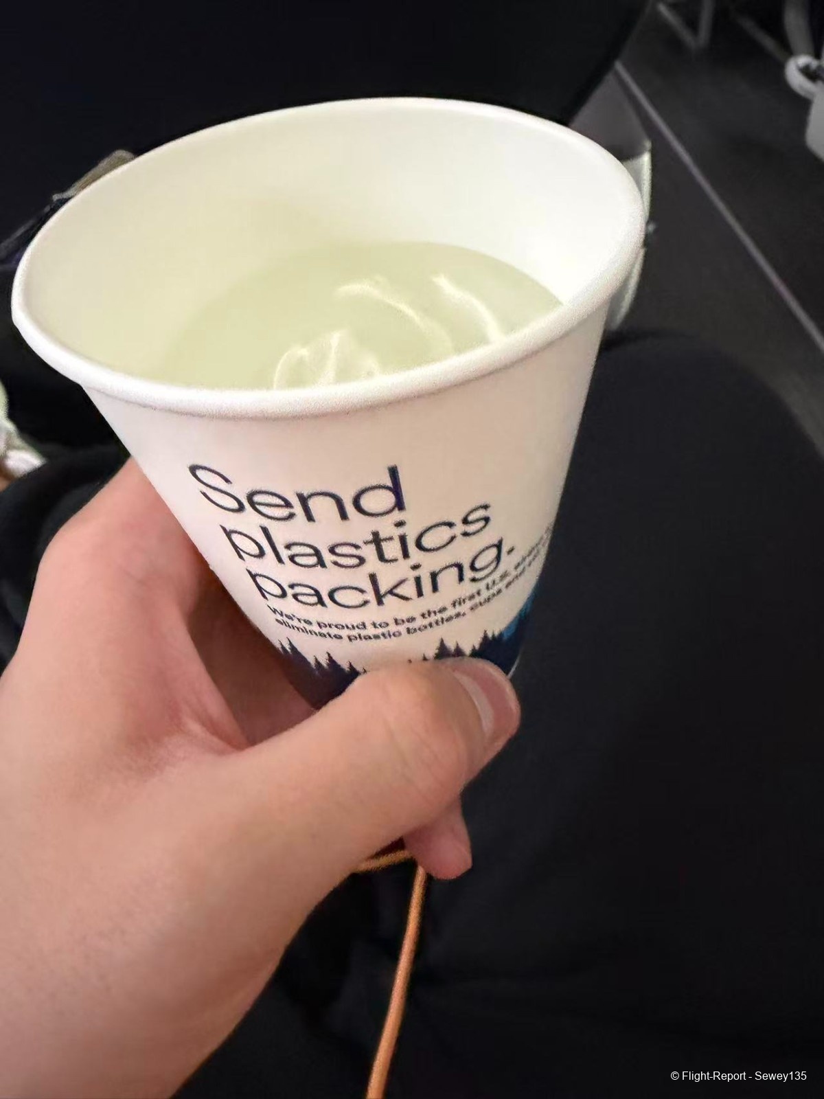 photo 32921774303038_pic