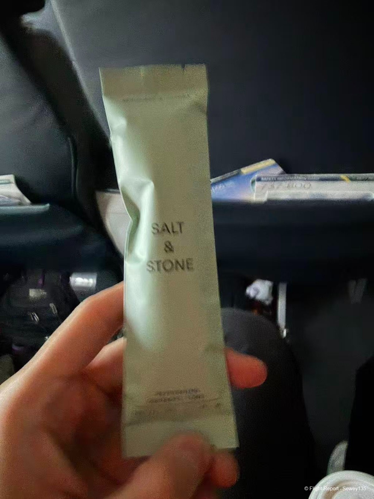 photo 32951774303042_pic