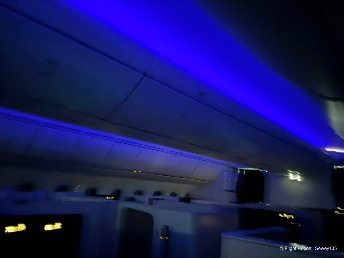 photo 36071776960565_pic