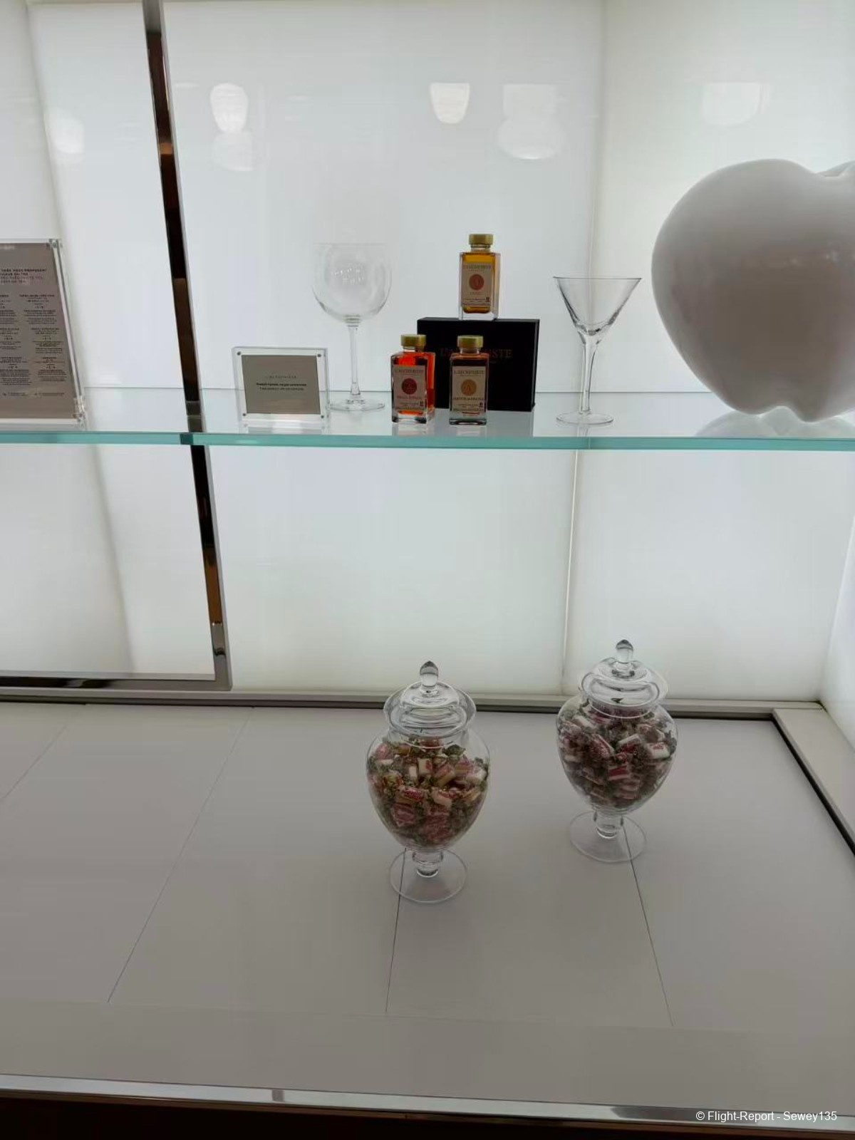 photo 35391776959070_pic
