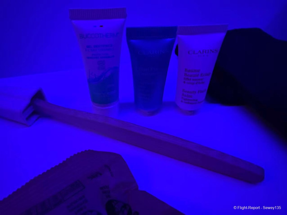 photo 47131783303658_pic