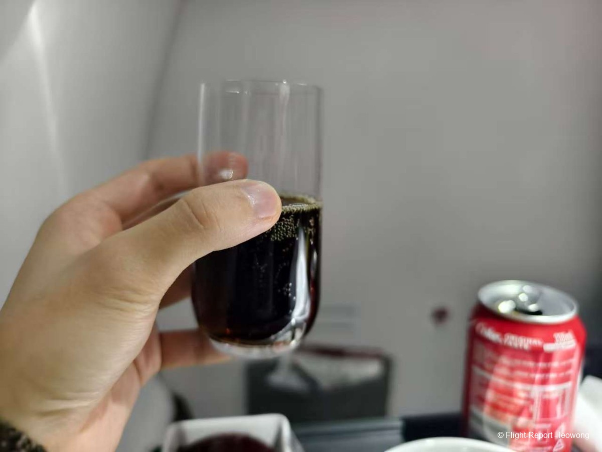 photo ae949f4f94286646bac67e31244c7ecf