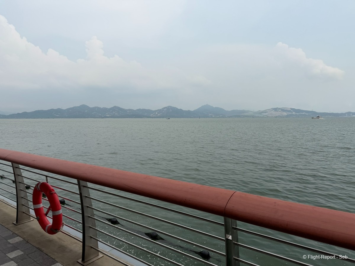 Shenzhen Airlines Beijing → Shenzhen