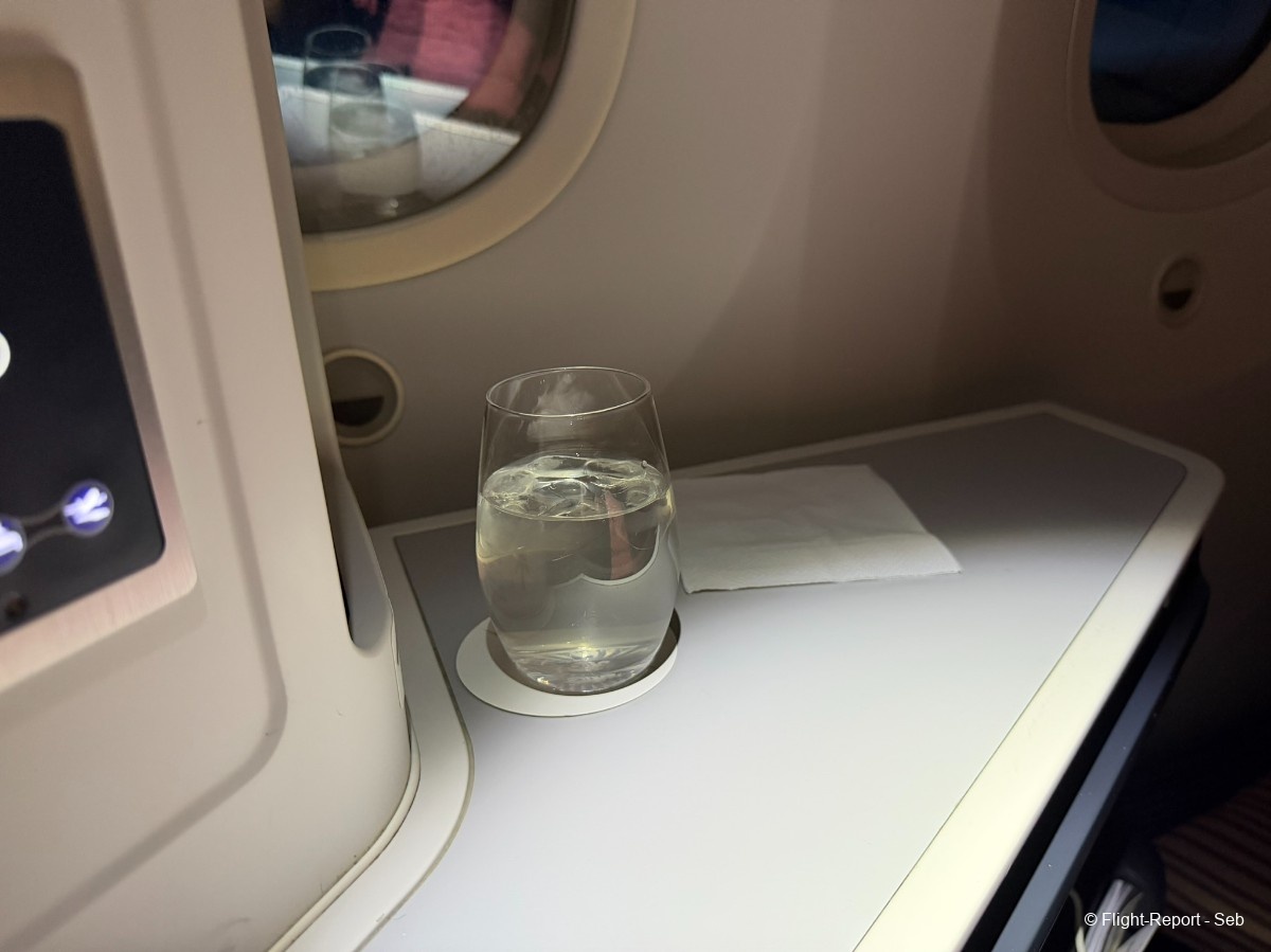 Hainan Airlines Shenzhen → Beijing
