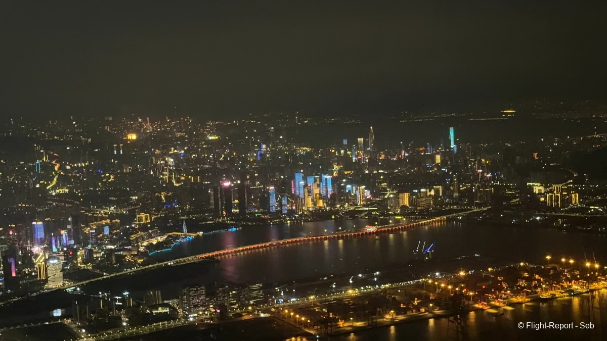 Hainan Airlines Shenzhen → Beijing