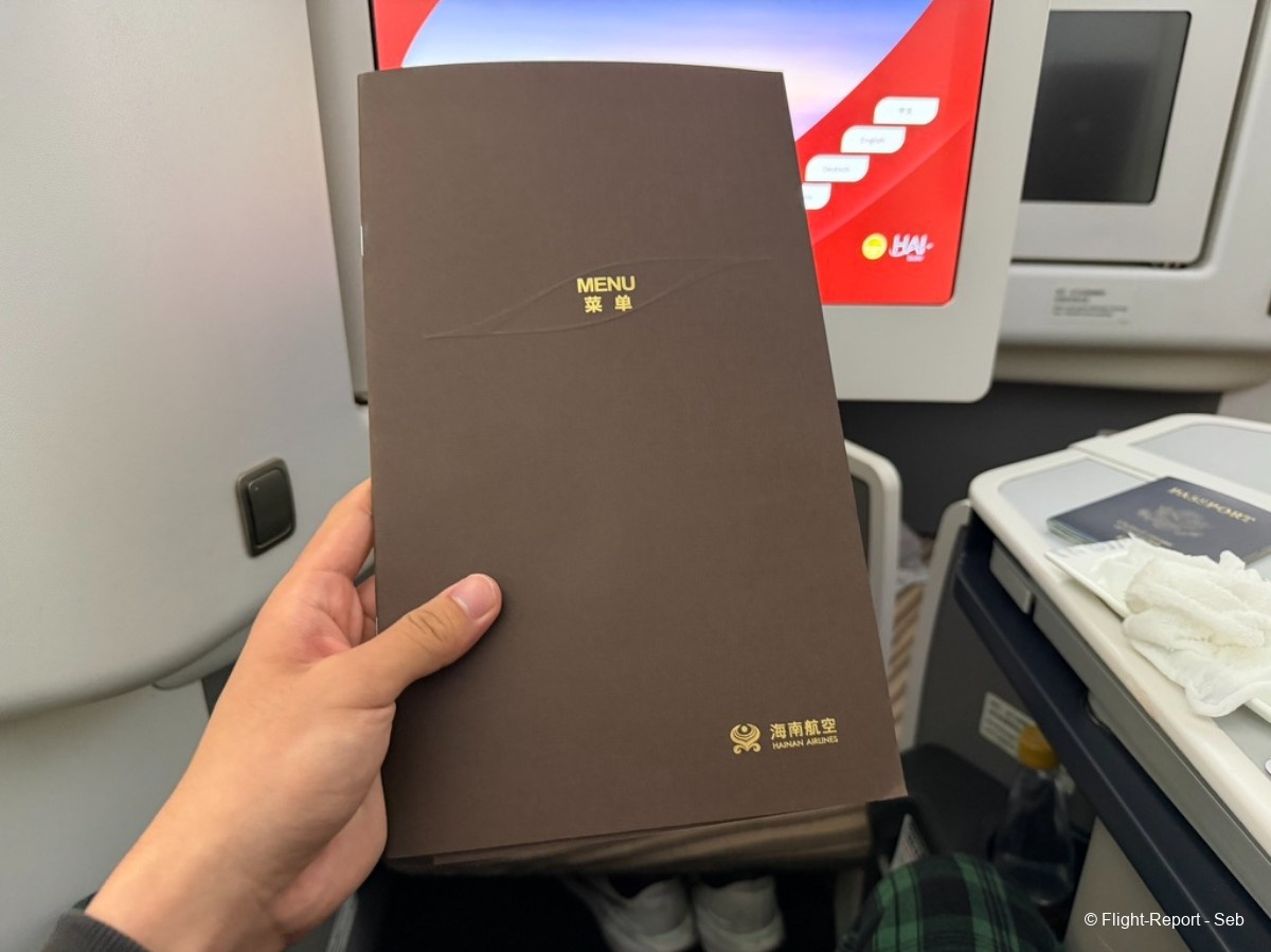 Hainan Airlines Shenzhen → Beijing
