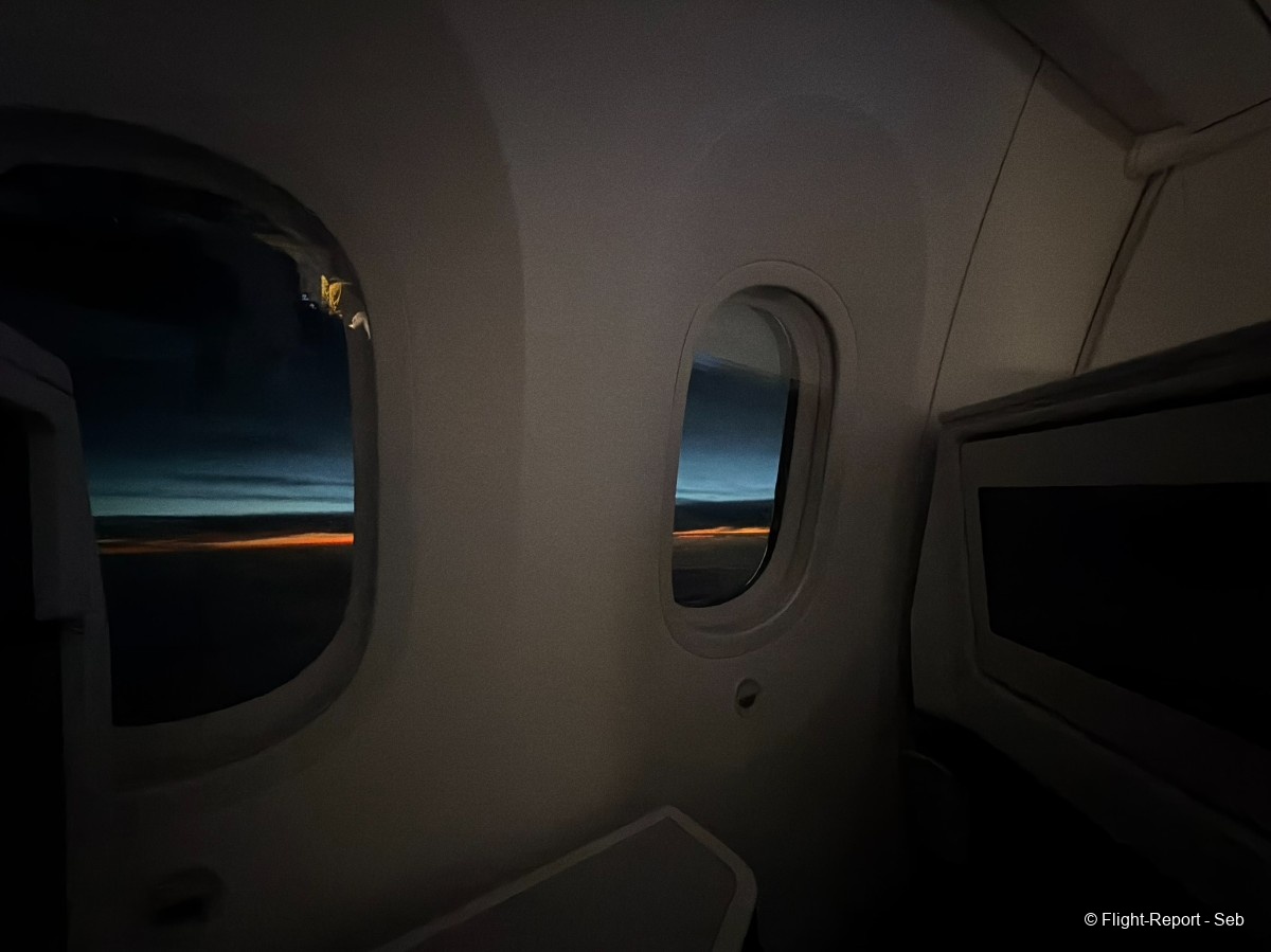Hainan Airlines Shenzhen → Beijing