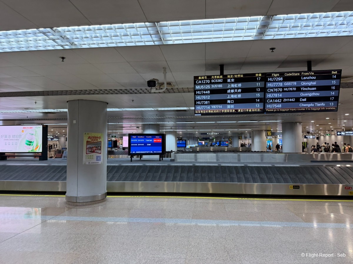 Hainan Airlines Shenzhen → Beijing