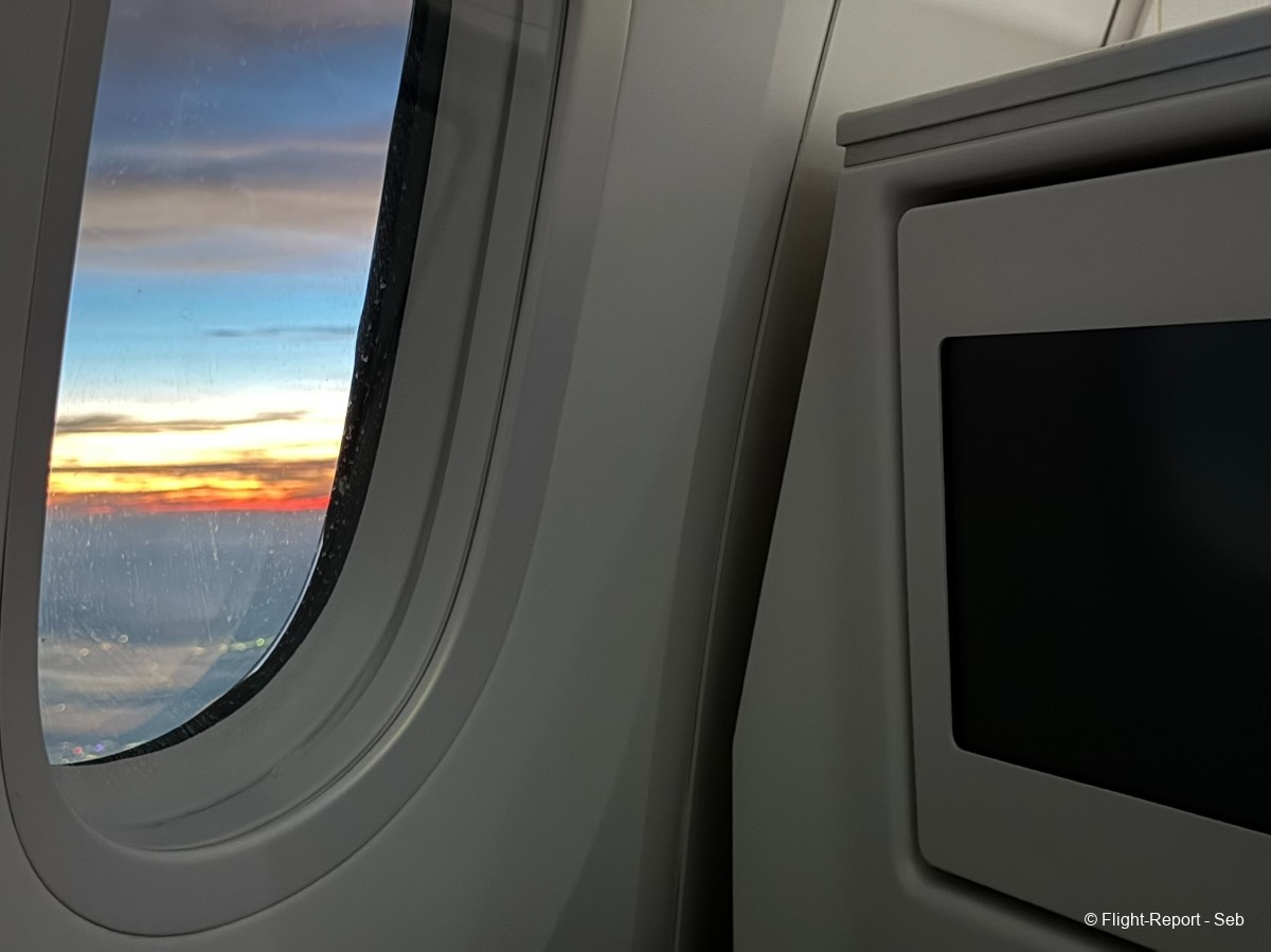 Hainan Airlines Shenzhen → Beijing