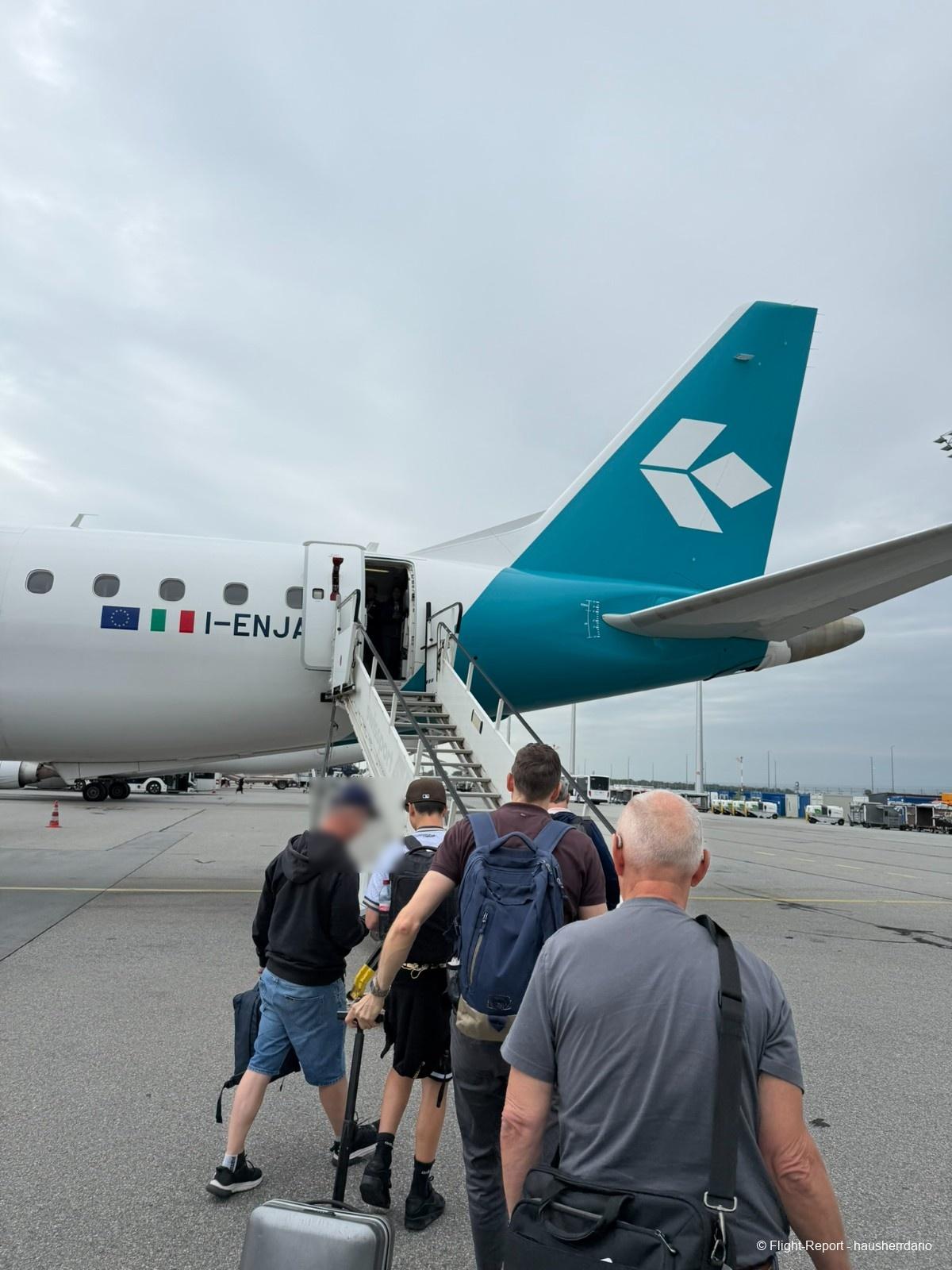 Air Dolomiti Munich → Genova