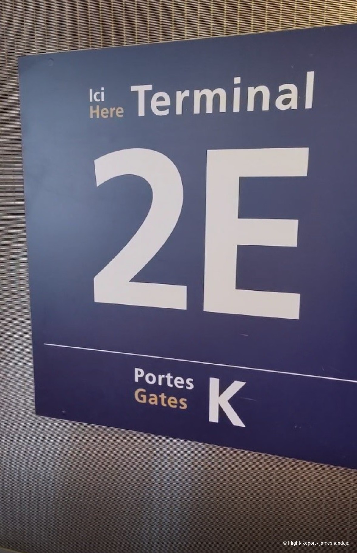 photo 2-cdg-t2e-gate-k-arrival