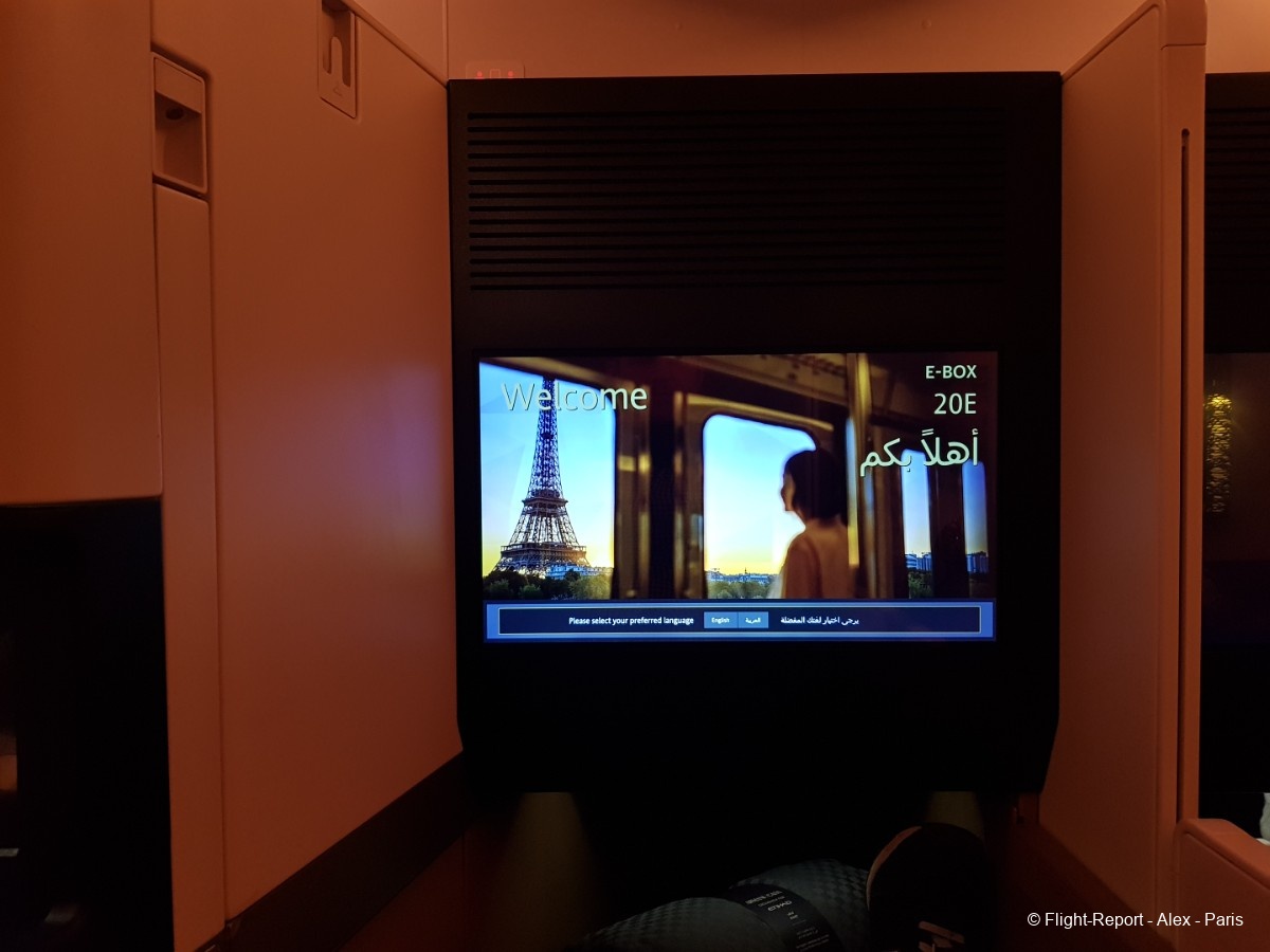 Etihad Airways Abu Dhabi → Paris