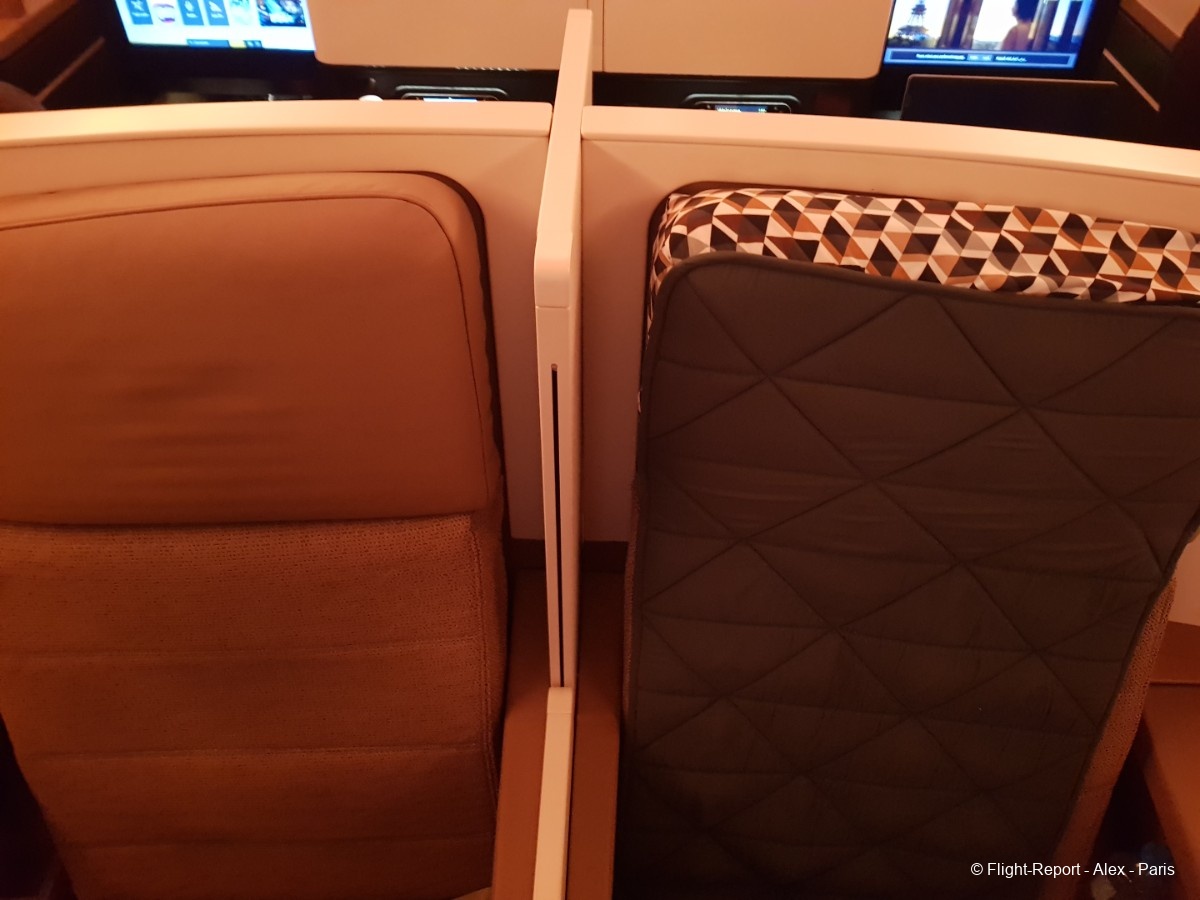 Etihad Airways Abu Dhabi → Paris