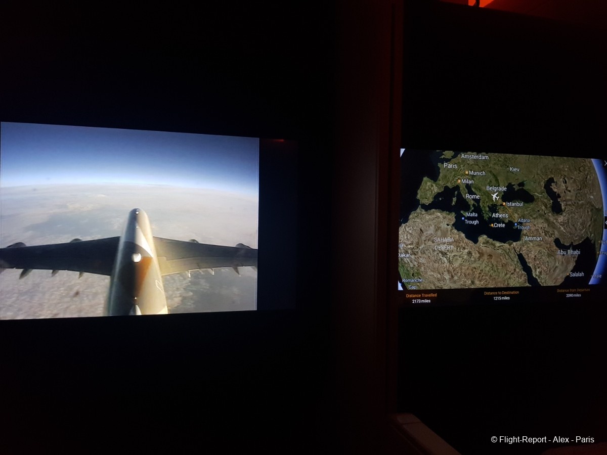 Etihad Airways Abu Dhabi → Paris