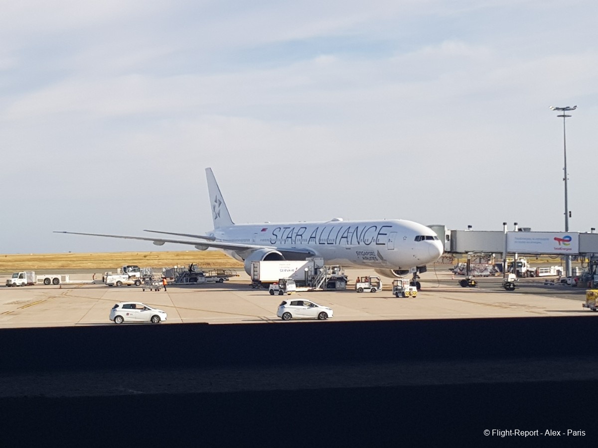 Etihad Airways Abu Dhabi → Paris